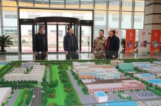 日照经开区武装部部长郑建新来1818vip威尼斯登录调研