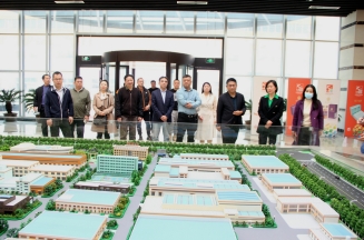 仙桃市党组成员张艳敏来1818vip威尼斯登录集团考察