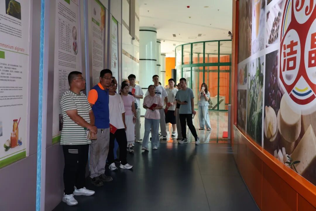 20260808暖心助学,筑梦远航——洁晶集团举行职工子女高考奖学金发放仪式4 20260808暖心助学,筑梦远航——洁晶集团举行职工子女高考奖学金发放仪式4