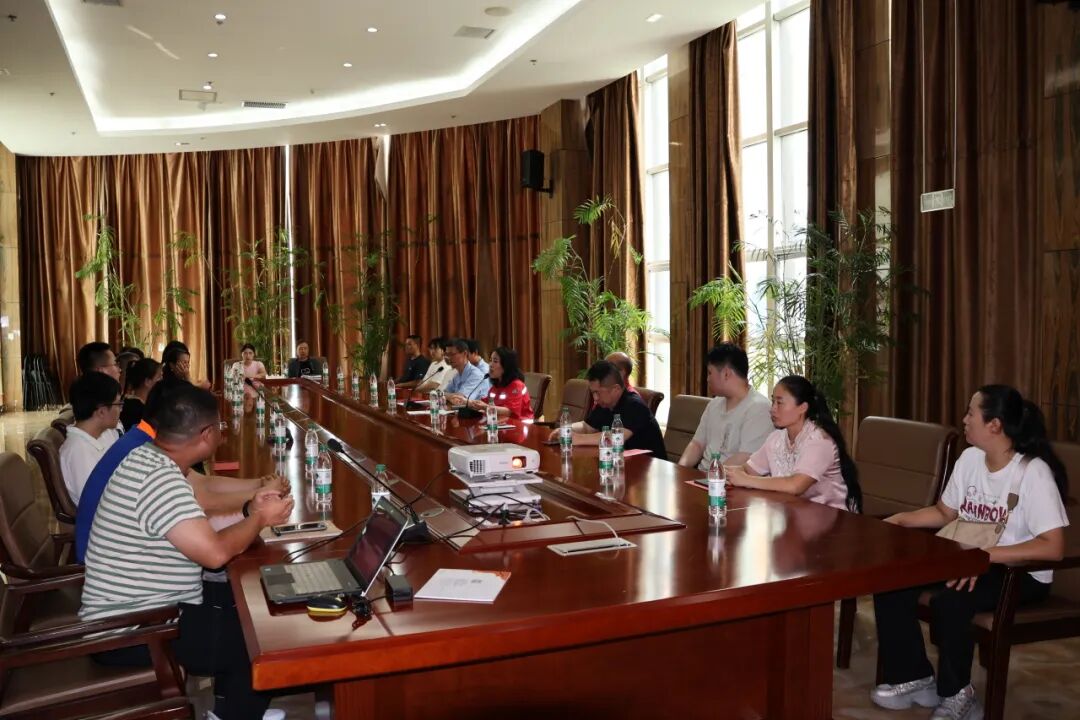 20260808暖心助学,筑梦远航——洁晶集团举行职工子女高考奖学金发放仪式6 20260808暖心助学,筑梦远航——洁晶集团举行职工子女高考奖学金发放仪式6